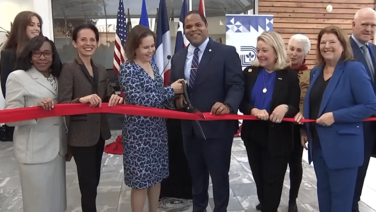 Ribbon-cutting ceremony at the FACC Trade Office Opening in Dallas, with Valérie Baraban, Consul General of France, Mayor Eric Johnson, and distinguished guests, December 5, 2022